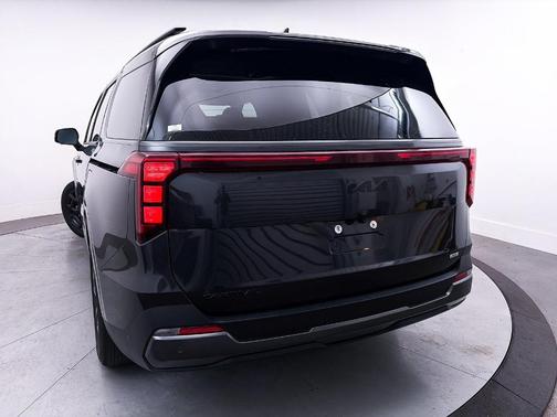 2025 Kia Carnival Hybrid SX