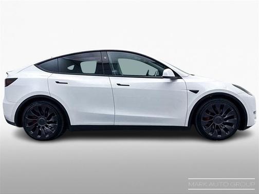 2024 Tesla Model Y Performance