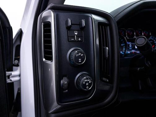 Summit White 2019 Chevrolet Silverado 2500 LTZ