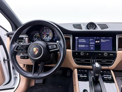 2023 Porsche Macan S