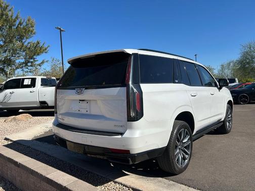 2023 Cadillac Escalade Sport Platinum