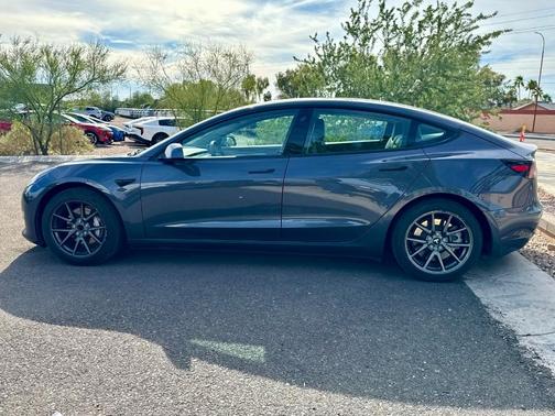 2023 Tesla Model 3 Base