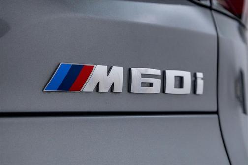 2024 BMW X5 M60i