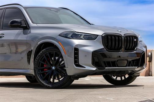 2024 BMW X5 M60i