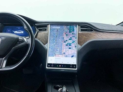 2016 Tesla Model S 75D