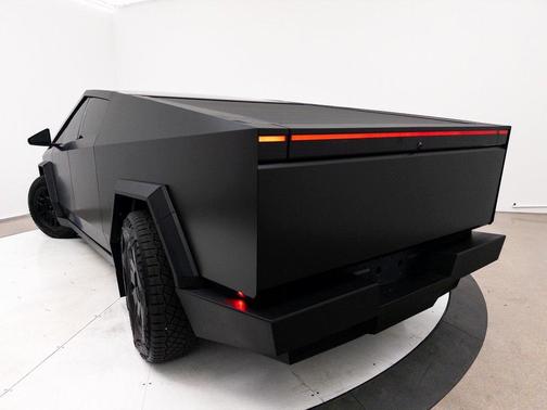 2024 Tesla Cybertruck Base