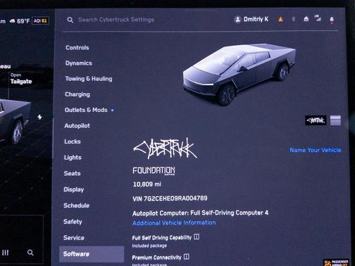 2024 Tesla Cybertruck Base