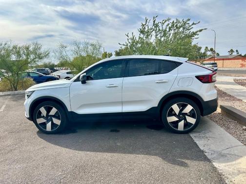 2023 Volvo C40 Recharge Pure Electric Twin Ultimate