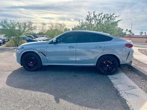 2024 BMW X6 xDrive40i