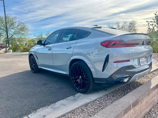 2024 BMW X6 xDrive40i