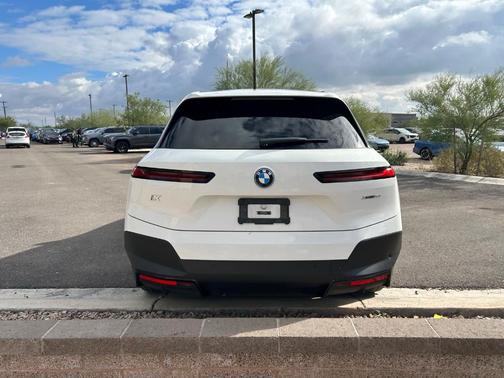 2024 BMW iX xDrive50