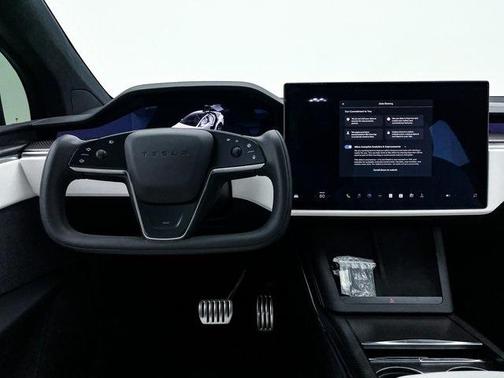 2022 Tesla Model X Plaid