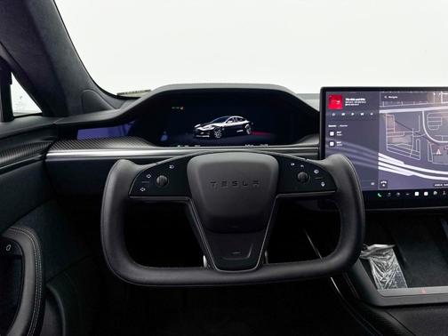 2022 Tesla Model S Plaid
