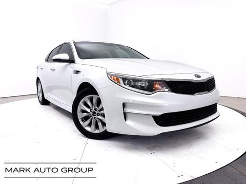 Snow White Pearl 2018 Kia Optima LX