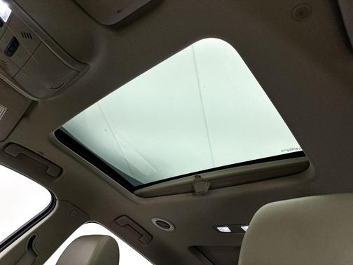 Pepperdust Metallic 2018 Buick Enclave Essence