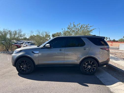 2018 Land Rover Discovery HSE LUXURY