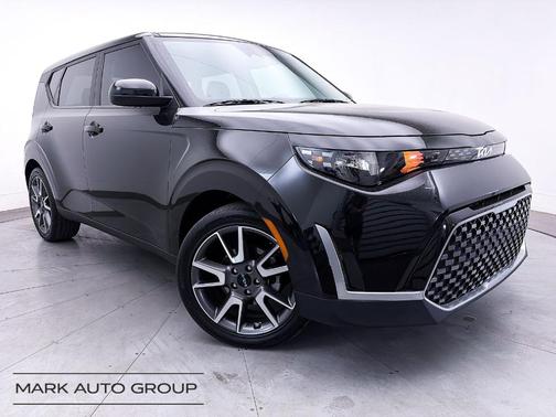 Fusion Orange 2024 Kia Soul EX