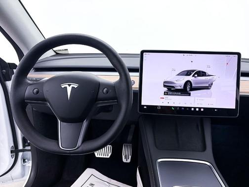 White 2023 Tesla Model Y Long Range