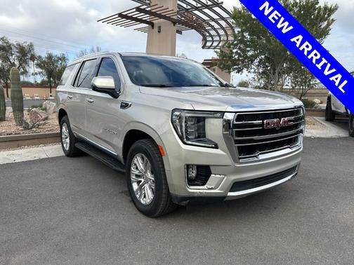 2022 GMC Yukon SLT