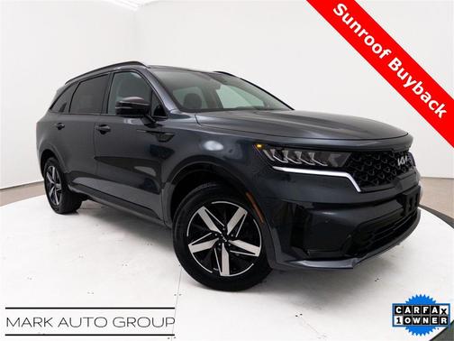 2022 Kia Sorento S