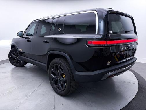 2023 Rivian R1S Adventure Quad Motor Large Pack