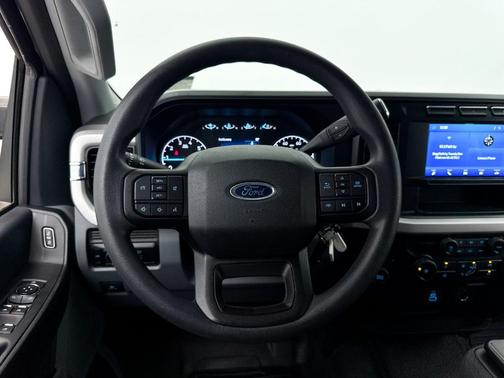 2023 Ford F-350 XL DRW