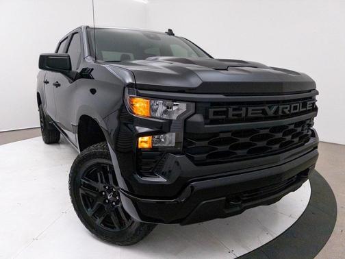 2025 Chevrolet Silverado 1500 Custom Trail Boss