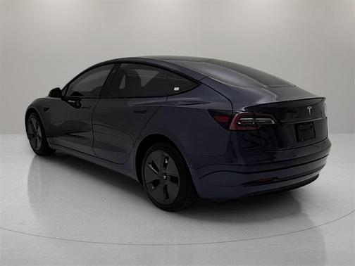 2022 Tesla Model 3 Base