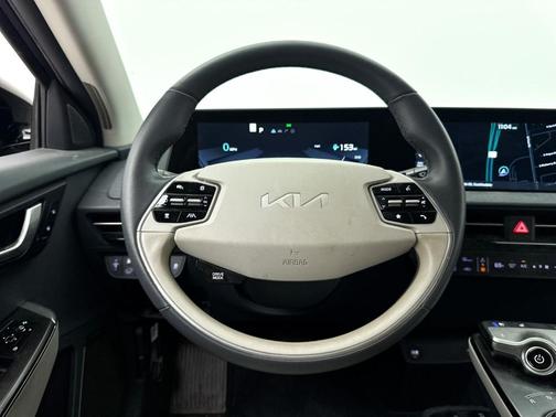 Aurora Black Pearl 2023 Kia EV6 Wind