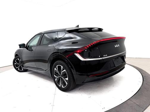 Aurora Black Pearl 2023 Kia EV6 Wind