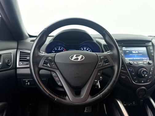 Elite White 2016 Hyundai Veloster Turbo R-Spec