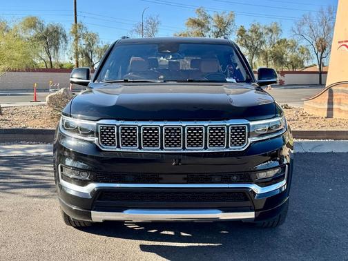 2022 Jeep Grand Wagoneer Series III