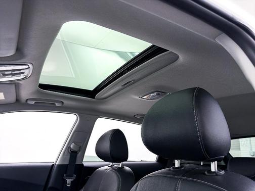 2020 Kia Niro Plug-In Hybrid EX Premium