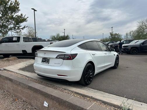 2023 Tesla Model 3 Performance