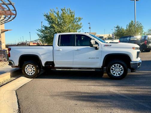 2024 Chevrolet Silverado 2500 LT