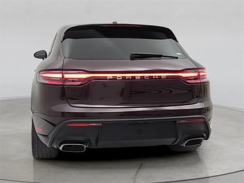 2023 Porsche Macan Base