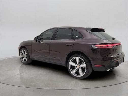 2023 Porsche Macan Base