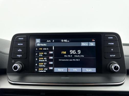 Snow White Pearl 2021 Kia Telluride LX