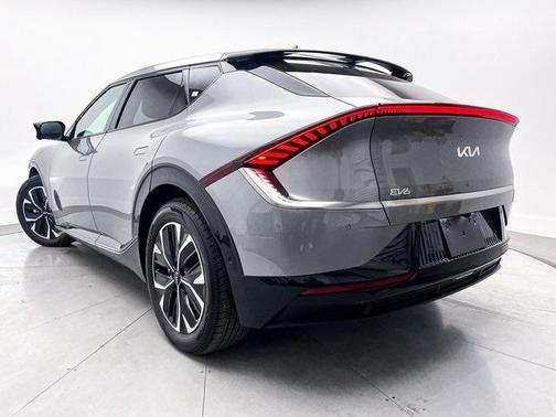 2022 Kia EV6 Wind