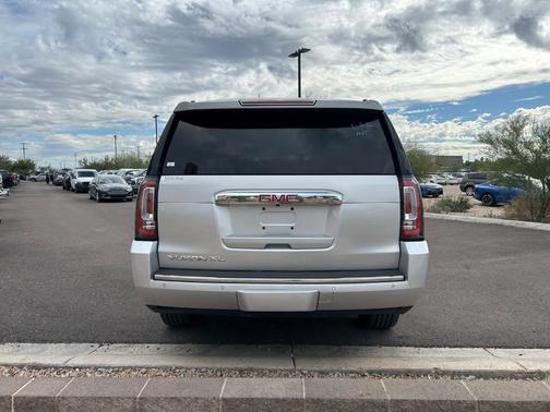 2017 GMC Yukon XL Denali