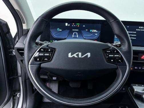 2022 Kia EV6 Wind