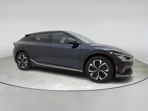 2022 Kia EV6 Wind