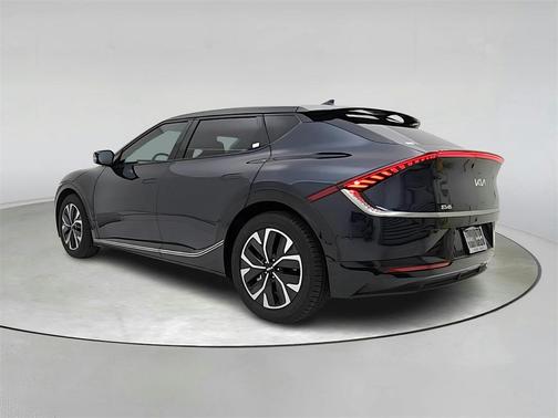 2022 Kia EV6 Wind