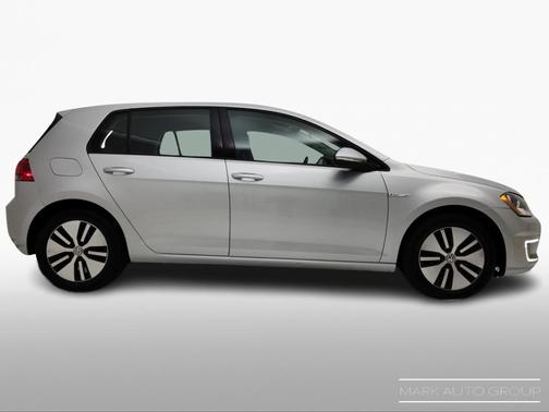 2016 Volkswagen e-Golf SE