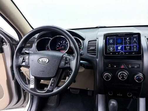2013 Kia Sorento LX