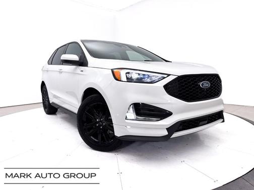 Star White 2023 Ford Edge ST Line