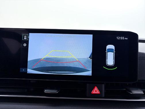 Ivory Silver 2025 Kia Carnival Hybrid EX