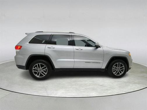 2019 Jeep Grand Cherokee Laredo E