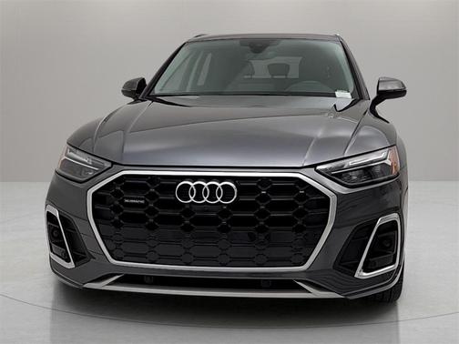 2023 Audi Q5 45 S line quattro Premium
