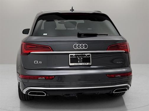 2023 Audi Q5 45 S line quattro Premium